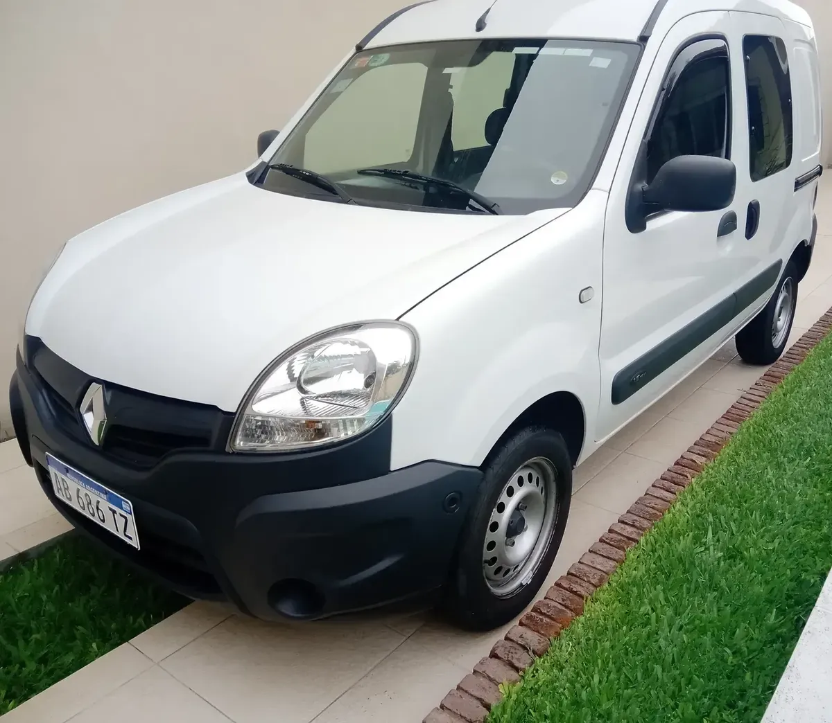Renault Kangoo 1.6 Van Ph3 Comfort Pack, 5-Door, LC