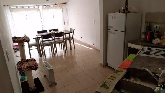 Departamento En Venta - 2 Dormitorios 1 Baño - Cochera - 75 Mts2 - Burzaco