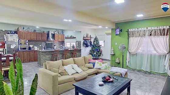 Venta Casa 6 Amb Jardin Pileta Quincho Longchamps