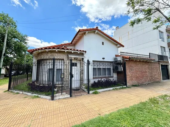 Casa En Banfield Este