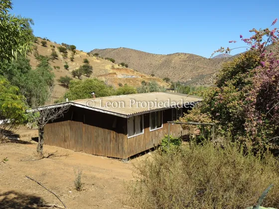 Se Vende Terreno De 6ha. Con Casa En Curacavi