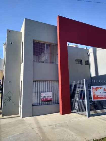 Alquiler De Casa 2 Ambientes En Bernal,