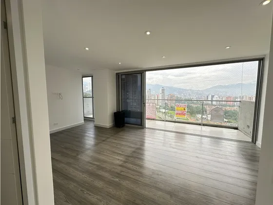Apartamento En Arriendo, Los Balsos Medellín