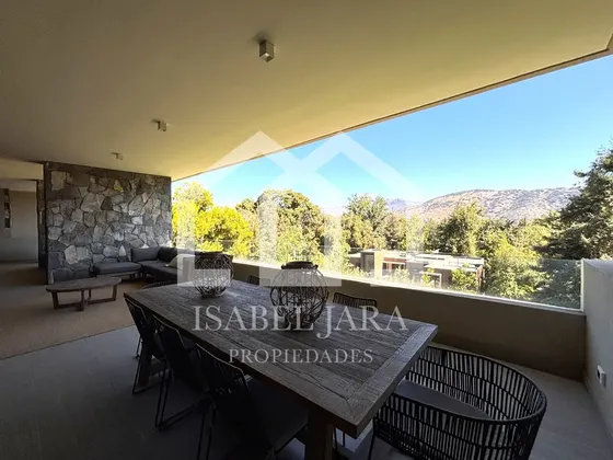 Amoblado Penthouse Lujo - 4d/5b/2 Servicios - San Damián