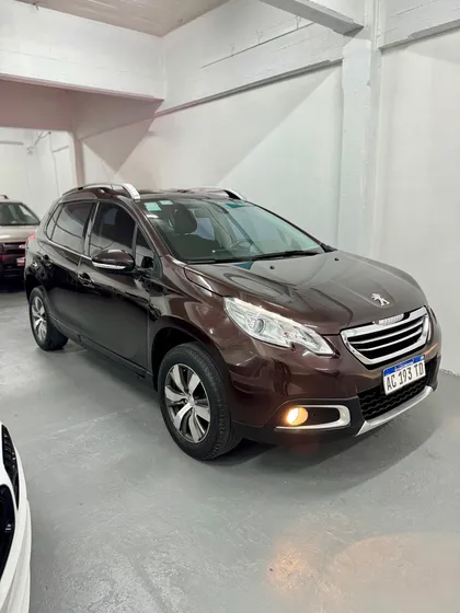 Peugeot 2008 1.6 Feline