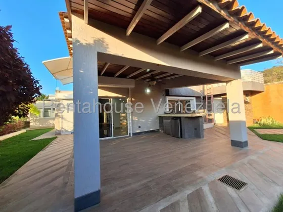 Jv Vende ¡disfruta De Tu Propio Espacio Al Aire Libre En Esta Casa Con Jardín! Un Ambiente Familiar Y Tranquilo Para Relajarte Y Disfrutar De La Naturaleza. ¡visítala! 25-12750 Jun12