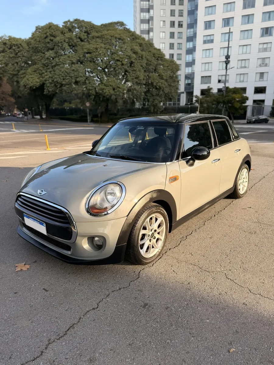 MINI Cooper Pepper
