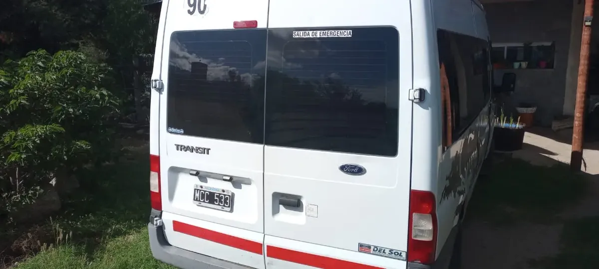 Bus Furgón Vidriado538019697588981762