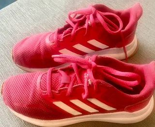 Zapatillas adidas niño rojas hotsell