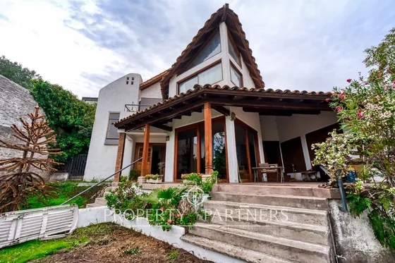 Para Remodelar! Casa Con Linda Vista Despejada, Ex...