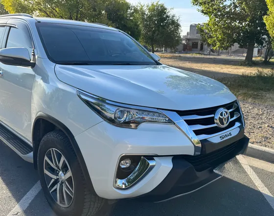 Toyota Sw4 2.8 Srx 204cv 4x4 7as At