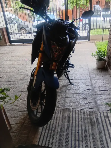 Honda Cb 300f