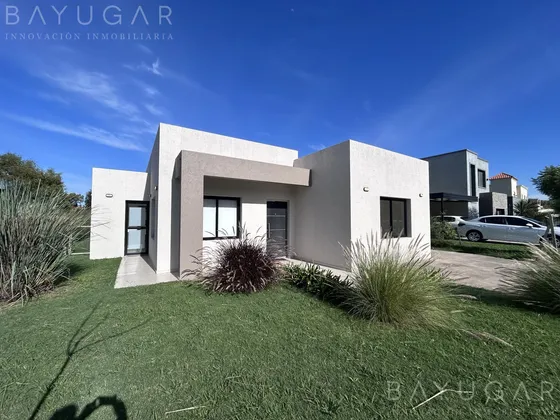 Venta Casa - Barrio Privado Los Arces / Pilar - Apta Credito