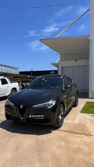 Alfa Romeo Stelvio 2.0 280cv At Q4 Veloce