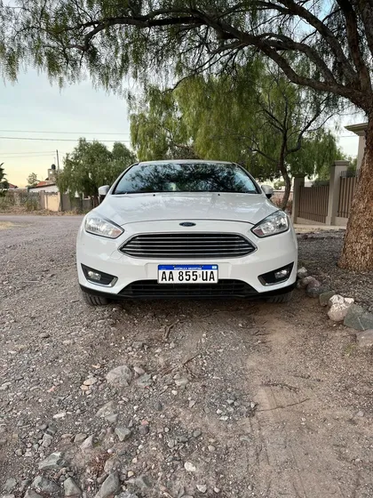 Ford Focus Iii 2.0 Se Plus Mt