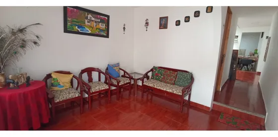 Casa Unifamiliar De 3 Niveles Con Terraza En Venta En Calatrava Itagui