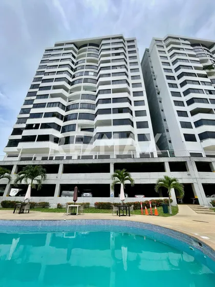 Exclusivo Apartamento En La Llanada.