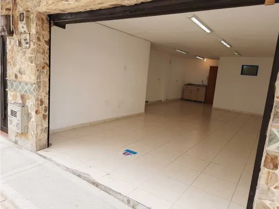 Arriendo Local Comercial Excelente Ubicacion En Itagui Central 