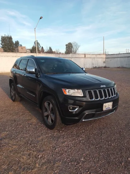 Jeep Grand Cherokee 3.6 Limited Lujo V6 4x2 At