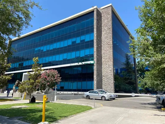 Oficina 477m2, Ciudad Empresarial, Estacionamiento+bodeg