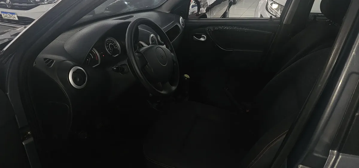 Renault Sandero 2010 1.6 8v Expression Hi-flex 5p — foto 4