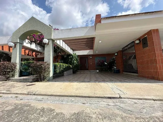 Town House Res Bonaventure Home, Urb. Mañongo, Naguanagua. L.m
