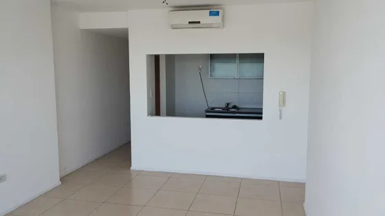 13 E/33 Y 34. Depto Monoambiente Alquiler La Plata