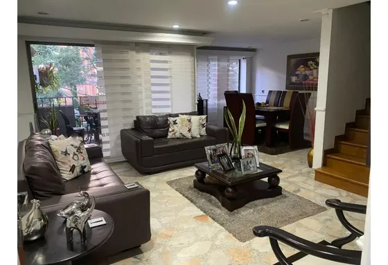 Apartamento Dúplex En Venta Laureles Las Acacias Con Terraza