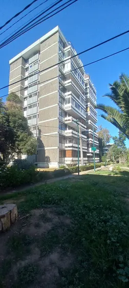 Cómodo Departamento Para Remodelar, En Conjunto Villa Frei