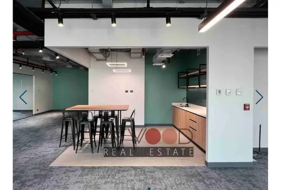 Oficina Nueva 186 M2 - 20 Personas 2 Privados 1 S. Reunión