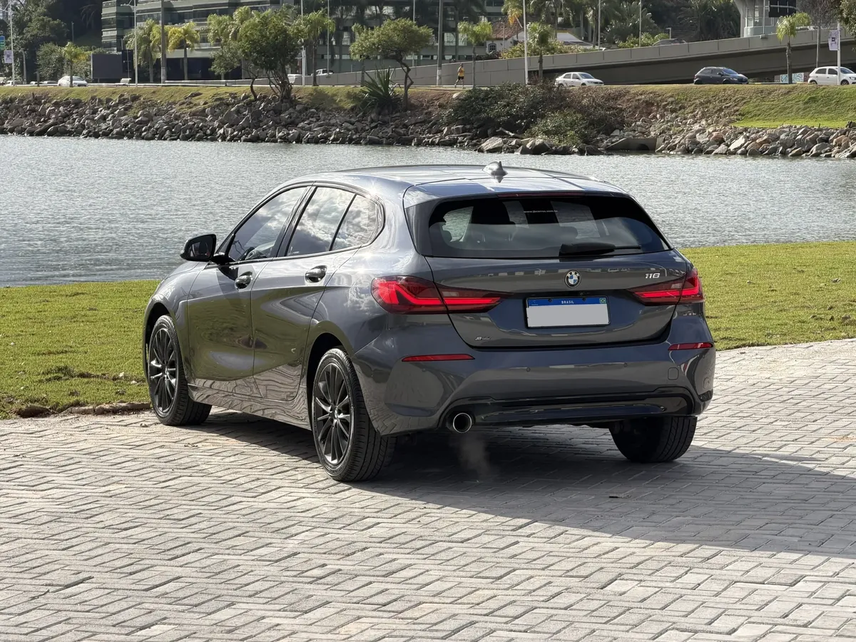 Bmw Serie 1 2020 1.5 Sport Gp Aut. 5p — foto 4
