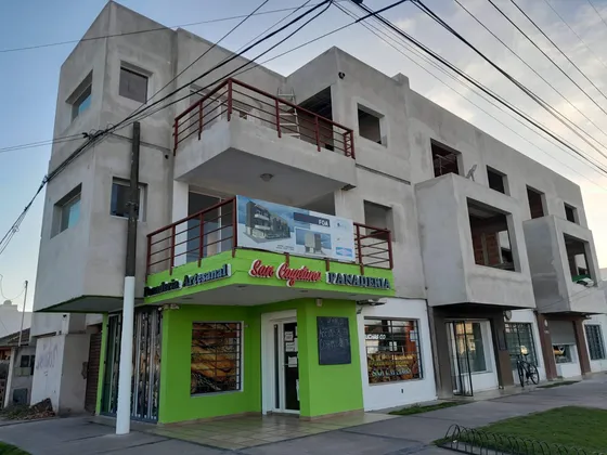 Departamento En Venta - 2 Dormitorios 1 Baño - 78mts2 - Miramar
