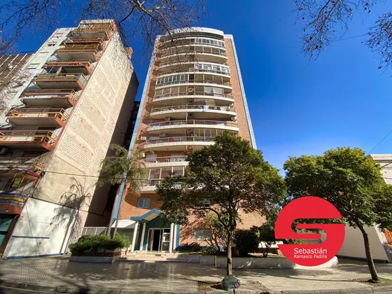Departamento Venta Centro 2 Dormitorios Pileta Cochera