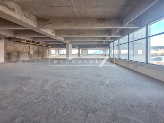 Oficina En Arriendo En Alameda 170