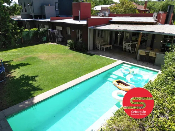 Casa Venta Fisherton 3 Dormitorios Jardin Pileta