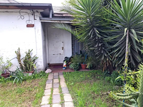 Excelente Terreno Con Casa Para Remodelar En Comuna El Bosqu