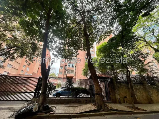 Apartamento En Venta, Urb. La Urbina