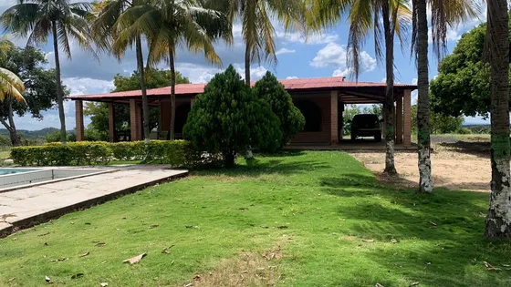 Vendo Finca.  Tinaco (nc)