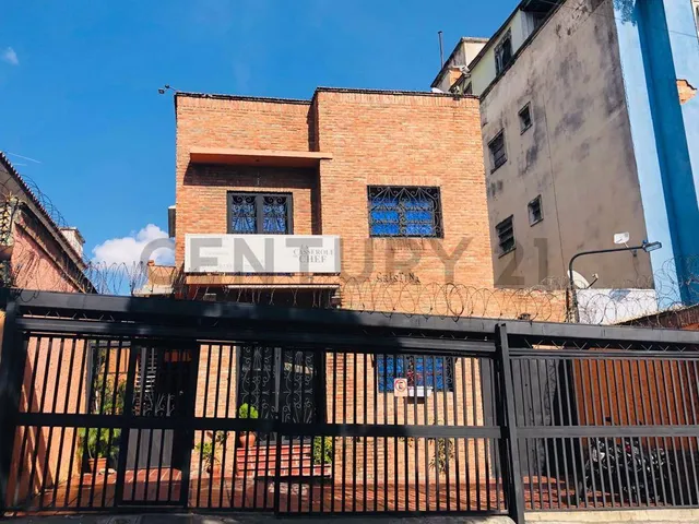 Venta De Edificio Comercial Y De Vivienda En Mariperez