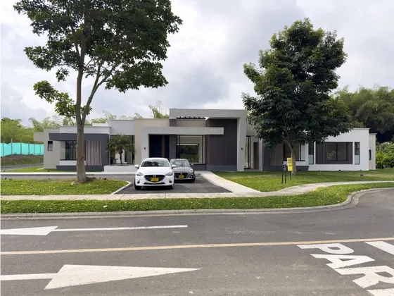 Venta Exclusiva Casa Campestre En Condominio Cerritos Pereira