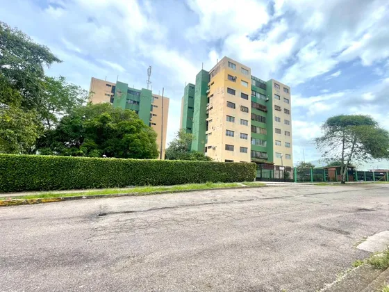 Apartamento En Venta Torre Oasis La Guayana /im