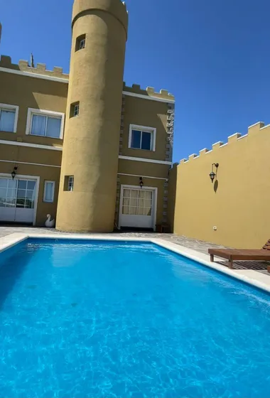 Alquiler Temporario Departamento 2 Dormitorios Los Acantilados Con Cochera