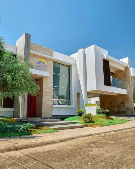 Tu Casa Tu Mejor Inversión. Casa Amplia En Venta