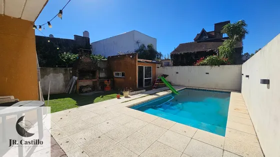 Casa 5 Ambientes Venta Villa Udaondo 