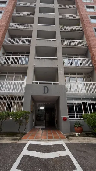 Apartamento En Venta Av Ferrero Tamayo San Cristóbal Mg333