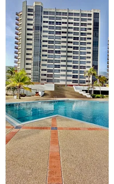 Se Alquila Apto 90m2 2h/2b/1p Camuri Grande