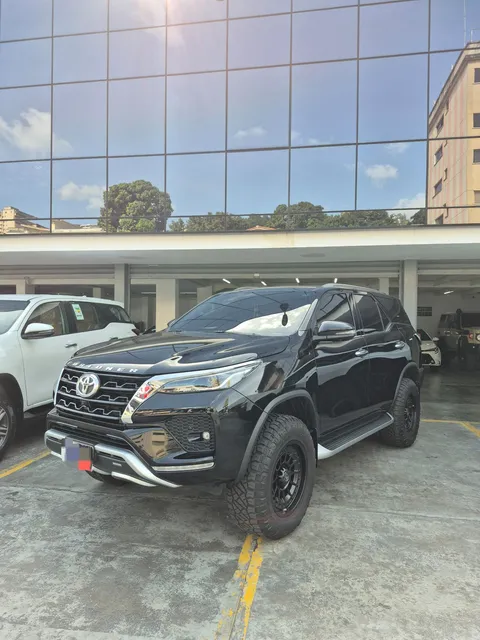 Toyota Fortuner Vxr