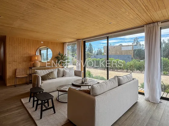 Moderna E Impecable Casa En Polo Maitencillo