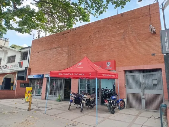 Venta Casa Comercial/ Los Chaguaramos /451mts Ref Cliente Directo Mv