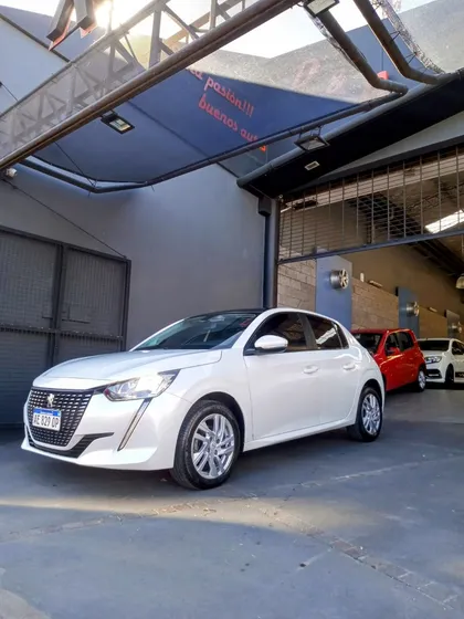 Peugeot 208 1.6 Active